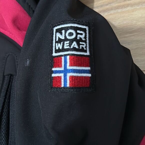 Norwear waterproof pink and black jacket size xs - Picture 4 of 10